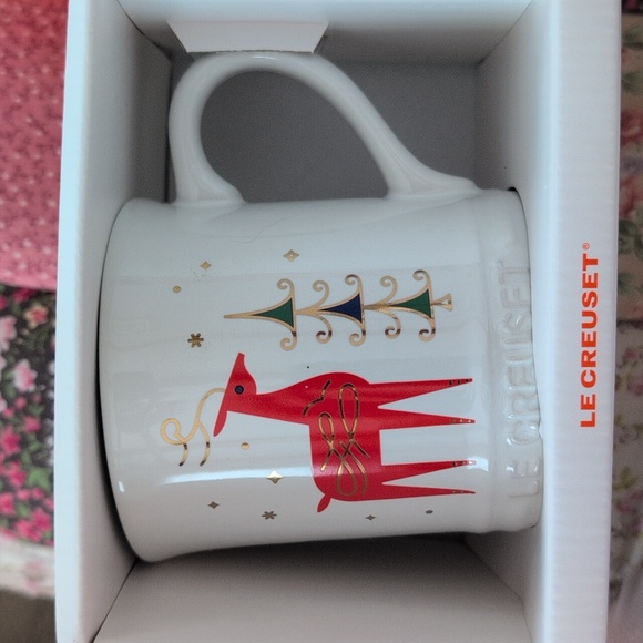 Le Creuset Noel Mug with Festive Red Design - Picture 2 of 3